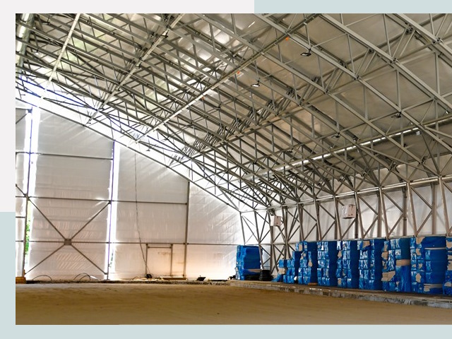 Строительство крытых катков в Муравленко