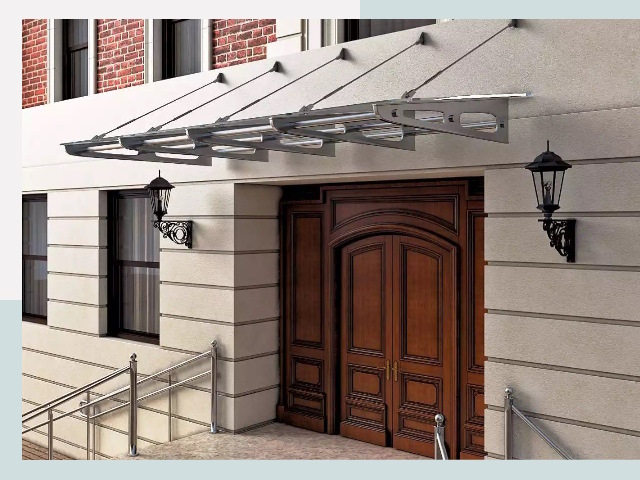 Металлические козырьки от 642 руб. в Муравленко